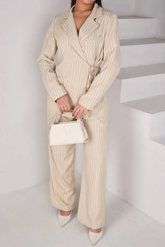 Ensemble 2 pièces blazer + pantalon à rayures écru
